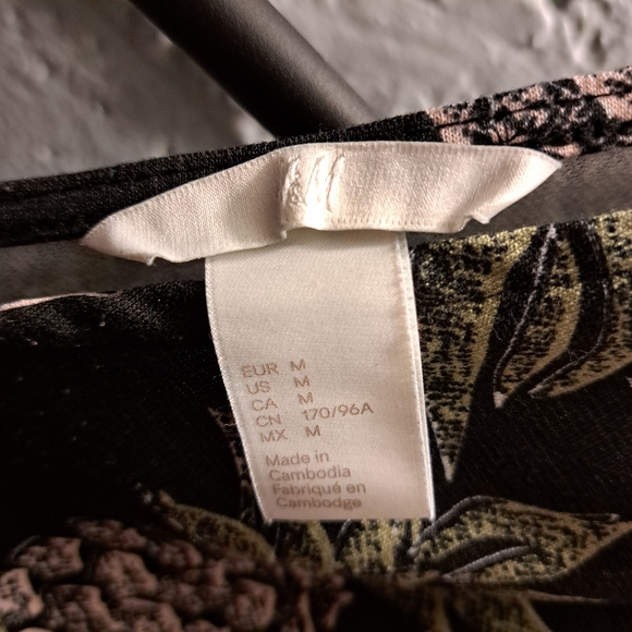 Pineapple dress - Picture 3 of 4